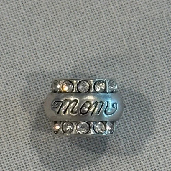 Brighton silver 'Mom' Charm with Crystals - Picture 1 of 1